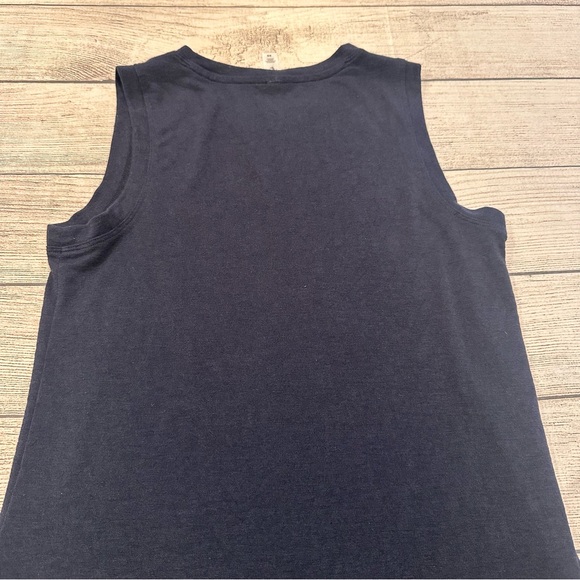 Women’s Athleta navy tank XS - Picture 2 of 6